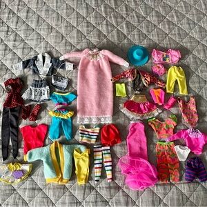 Great Condition Vintage (80s-90s) Barbie Clothes